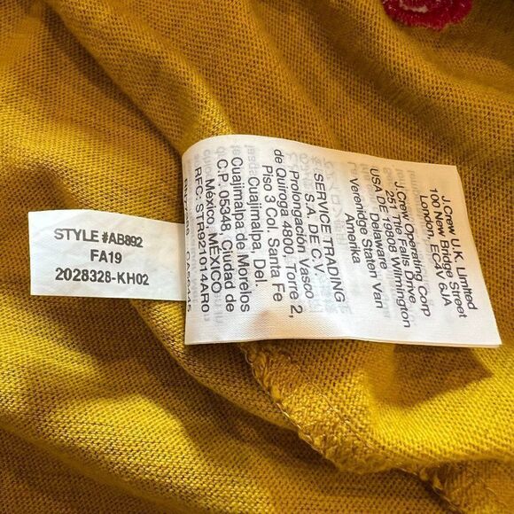 J. Crew Yellow Gold Short Sleeve T Shirt with Hot Pink Roses Size XL - Picture 6 of 9